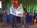Đoàn cán bộ lãnh đạo huyện Bù Đốp thăm, thăm tặng quà và chúc mừng lễ Sêne Đolta của đồng bào dân tộc Khmer
