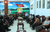 Các đồng chí nguyên lãnh đạo tỉnh Bình Dương và Bình Phước đến thăm và làm việc tại phòng lễ tân huyện Bù Đốp.