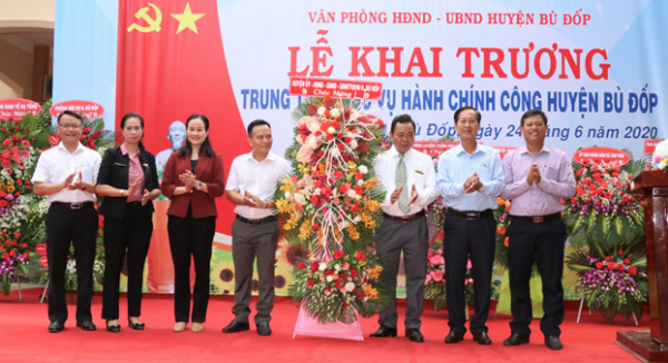 BÙ ĐỐP KHAI TRƯƠNG TRUNG TÂM PHỤC VỤ HÀNH CHÍNH CÔNG