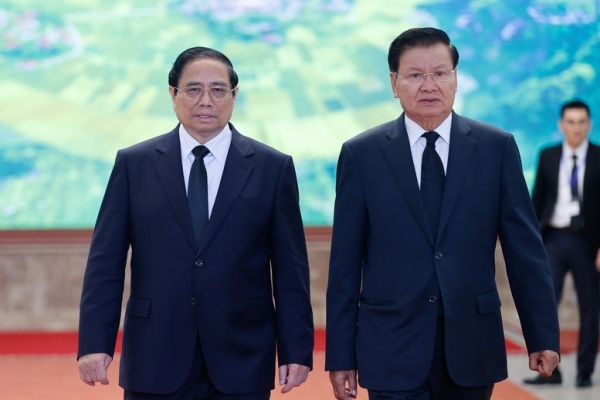 Thủ tướng Phạm Minh Chính gặp Tổng Bí thư, Chủ tịch nước Lào