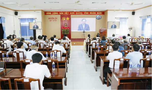 Bù Đốp: dự hội nghị toàn quốc quán triệt, triển khai thực hiện Nghị quyết số 66 và Nghị quyết số 68 của Bộ Chính trị
